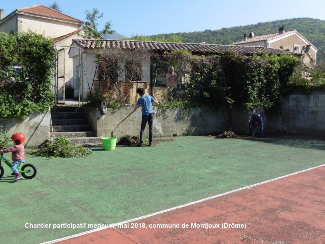 chantier participatif tennis Montjoux